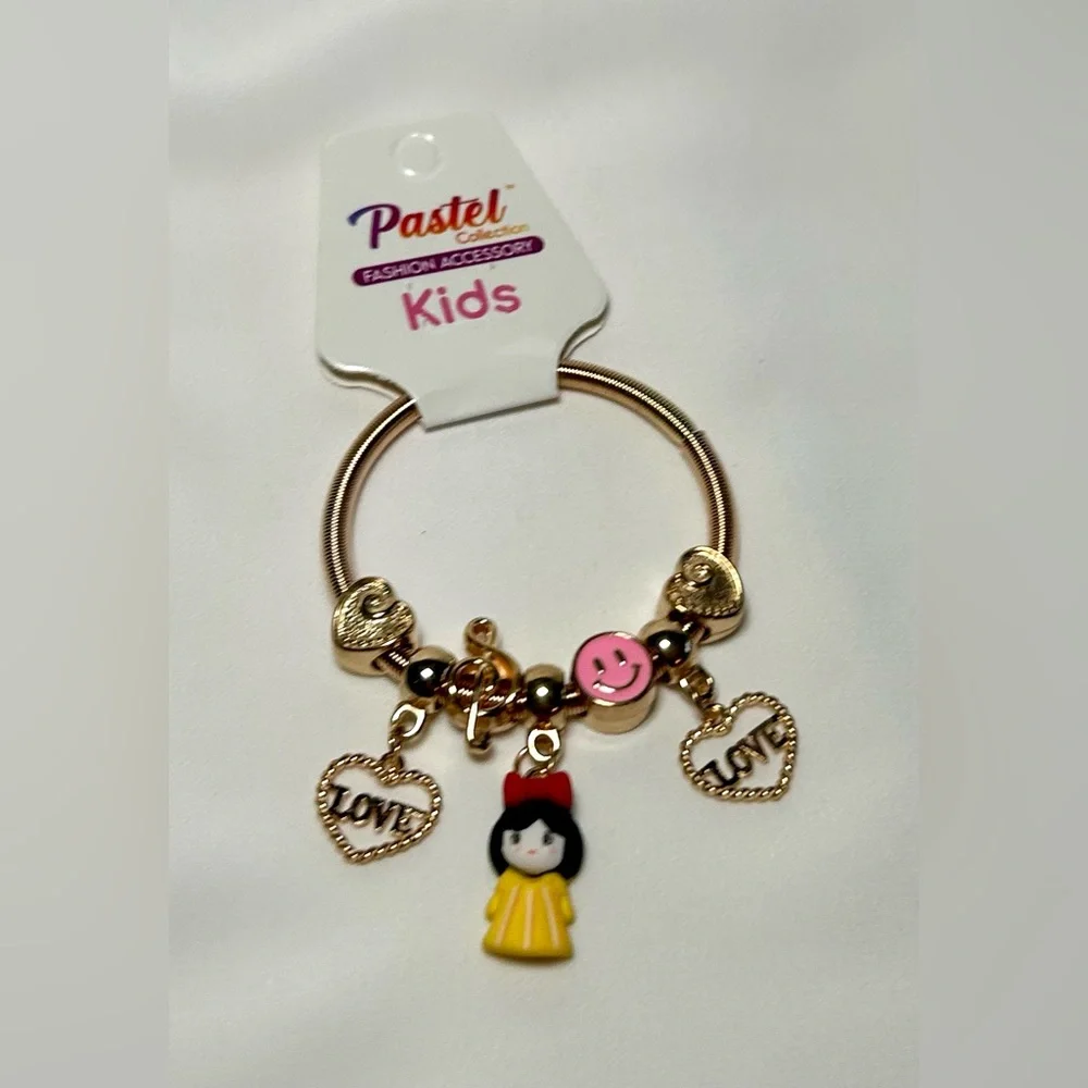 Princess Themed Kids Stretch bracelets.  New: Pick your Princess!